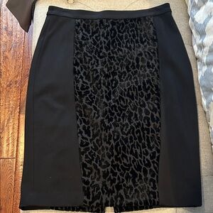Ann Taylor Black and Gray Leopard Pencil Skirt